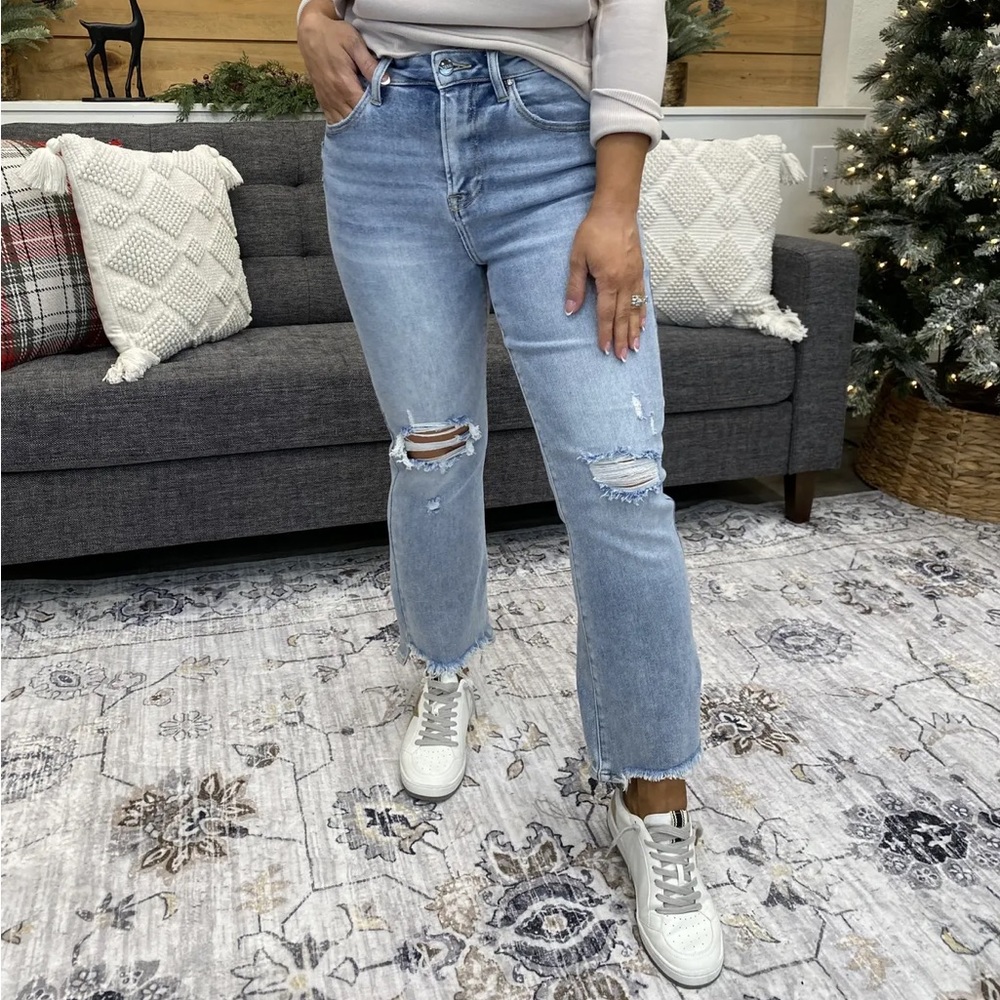NWT Risen High Rise Crop Flare 1X (similar to Judy Blue!)